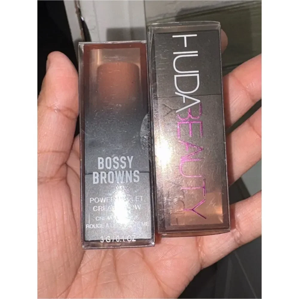 HUDA BEAUTY rich cream